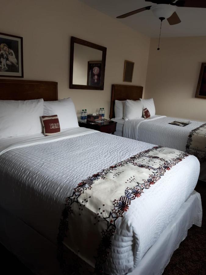 The Bent Elbow Hotel Silverton Esterno foto